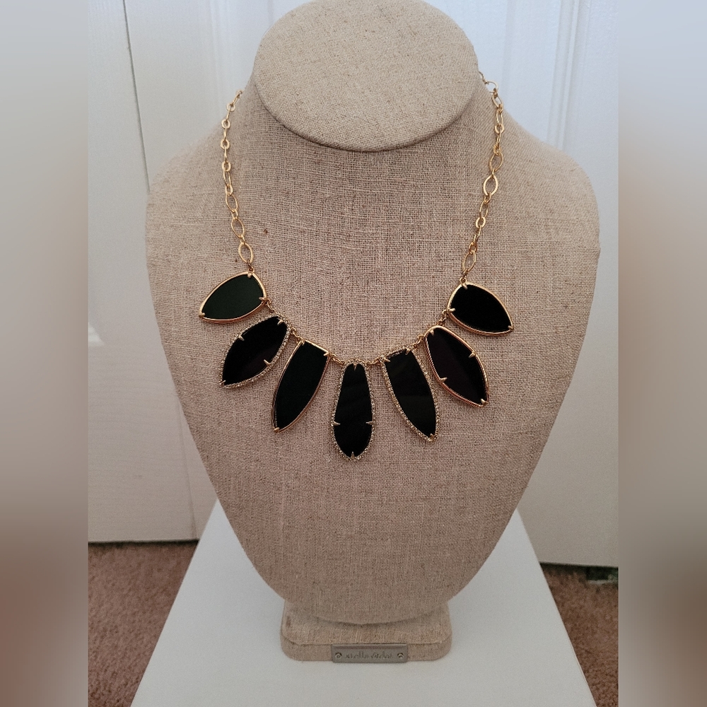 Stella & Dot Allegra Necklace